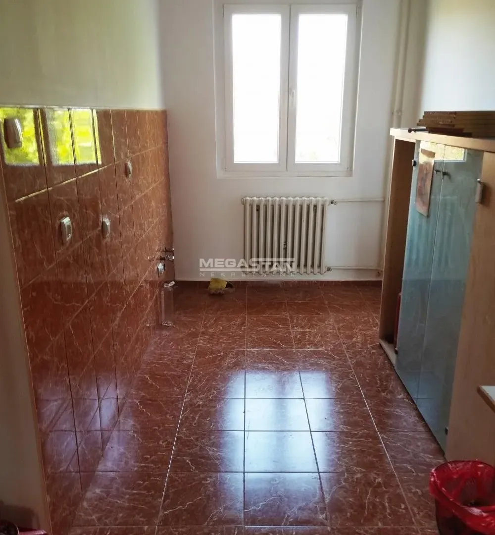 Prodaja, četvorosoban stan, 101m², Krnjaca, Palilula Sve Podlokacije