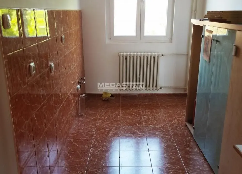 Prodaja, četvorosoban stan, 101m², Krnjaca, Palilula Sve Podlokacije