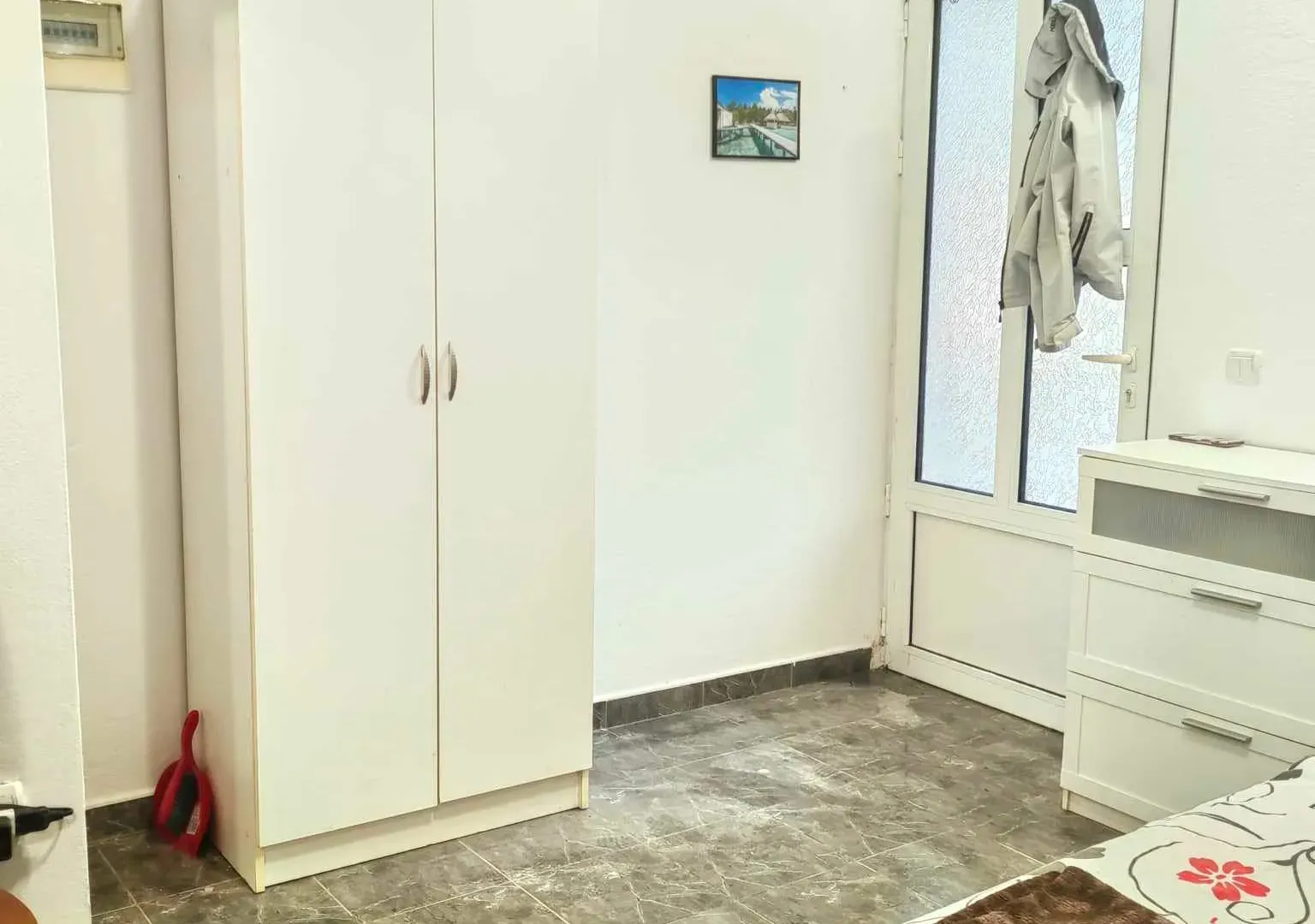 Izdavanje, stan, 22m², Tivat, Crna Gora