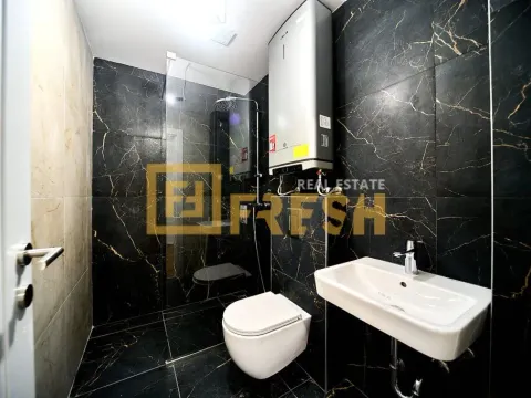 Prodaja, trosoban stan, 127m², Tološi, Podgorica - image 13