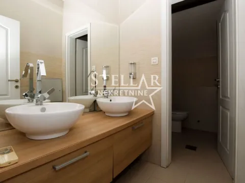 Izdavanje, poslovni prostor, 52m², Zabjelo, Podgorica - image 7