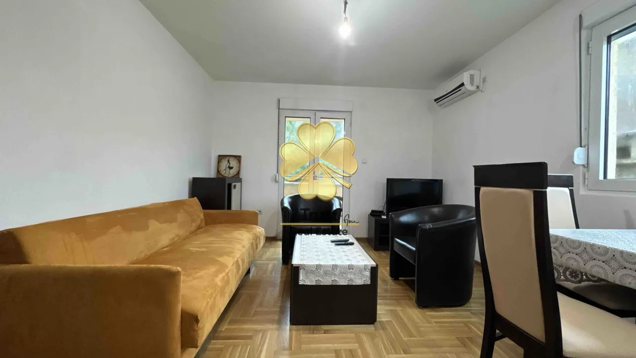 Izdavanje, jednosoban stan, 45m², Tološi, Podgorica