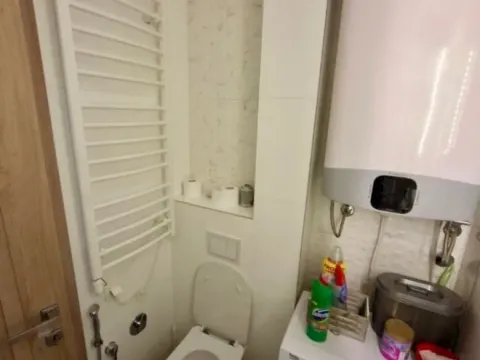 Izdavanje, jednosoban stan, 50m², City Kvart, Podgorica - image 3