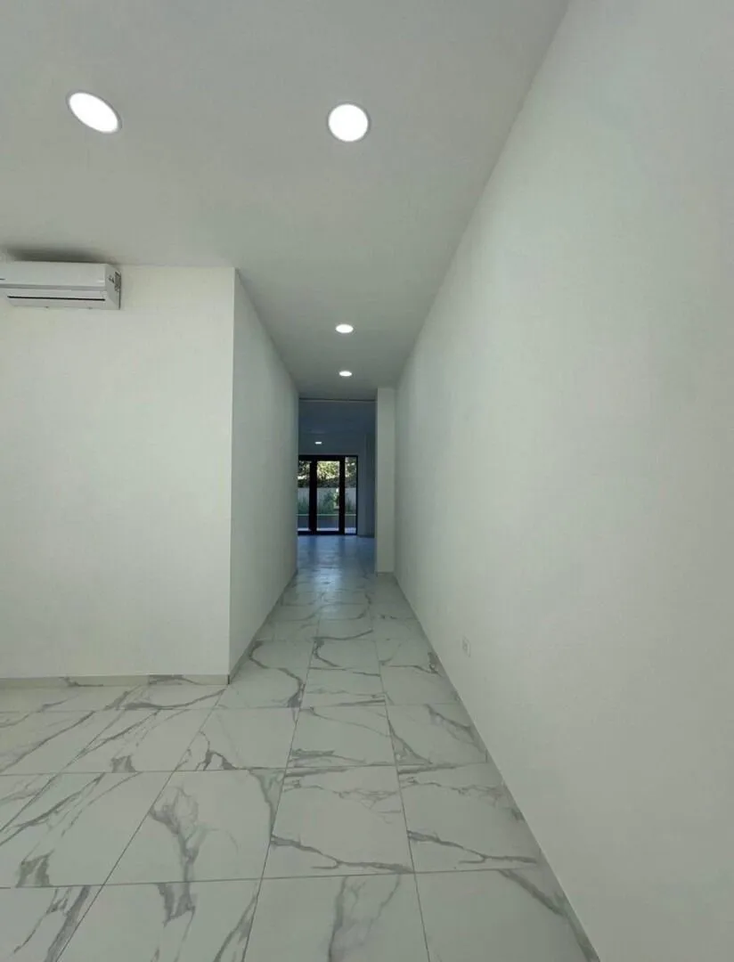 Rent, office space, 50m², Seljanovo, Tivat
