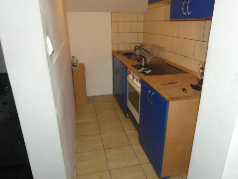 Sale, house, 187m², Industrijska zona, Jagodina - image 11