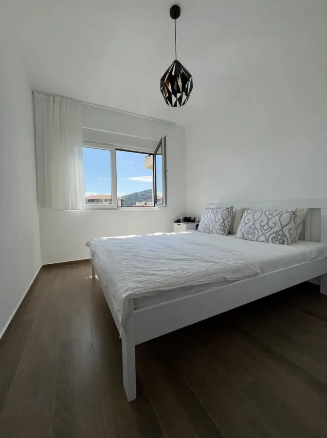 Rent, one bedroom apartment, 44m², Budva, Crna Gora
