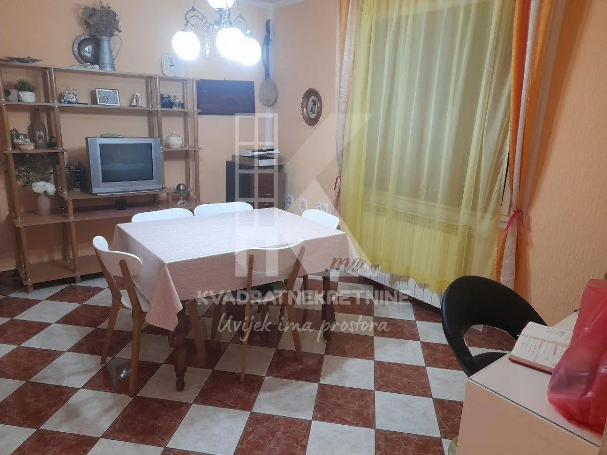 Prodaja, kuća, 190m², Konik, Podgorica
