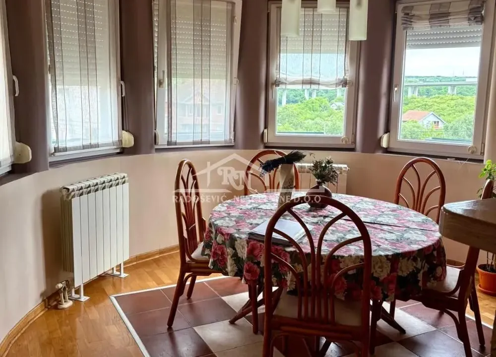 Sale, four bedroom apartment, 89m², Petlovo Brdo, Beograd