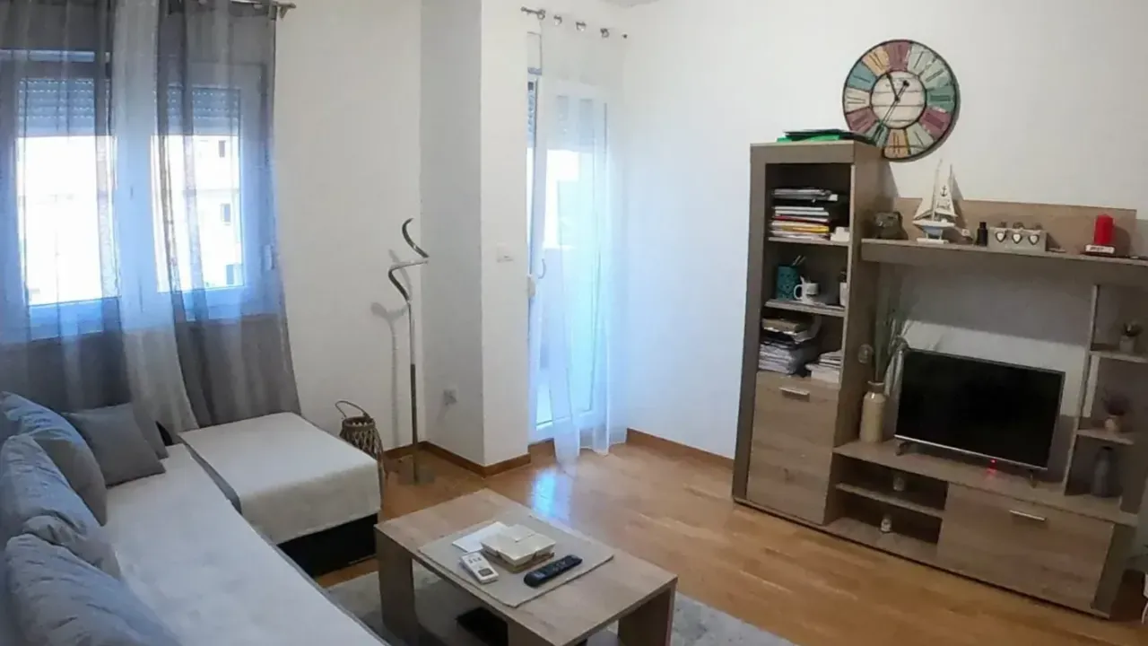 Rent, one bedroom apartment, 43m², City Kej, Podgorica