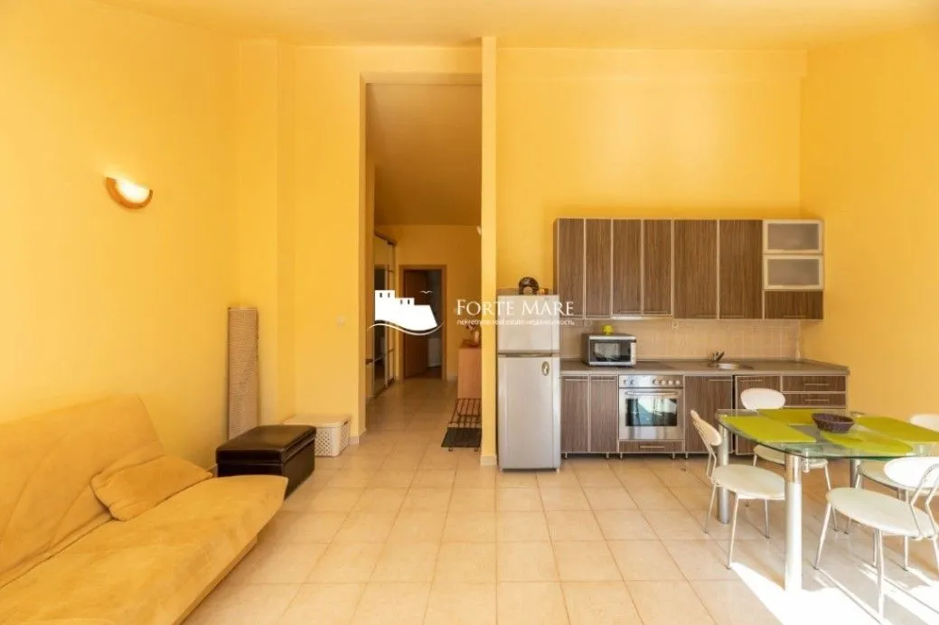 Sale, one bedroom apartment, 50m², Đenovići, Herceg Novi