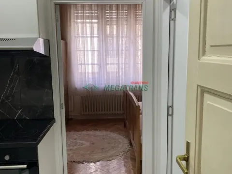 Izdavanje, dvosoban stan, 50m², Centar, Novi Sad - image 14