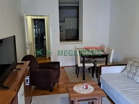 Izdavanje, trosoban stan, 72m², Bulevar Oslobodjenja, Novi Sad Sve Podlokacije - image 9