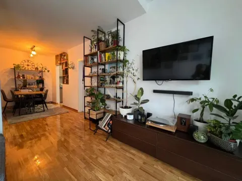 Sale, two bedroom apartment, 50m², Grbavica, Novi Sad Sve Podlokacije - image 2