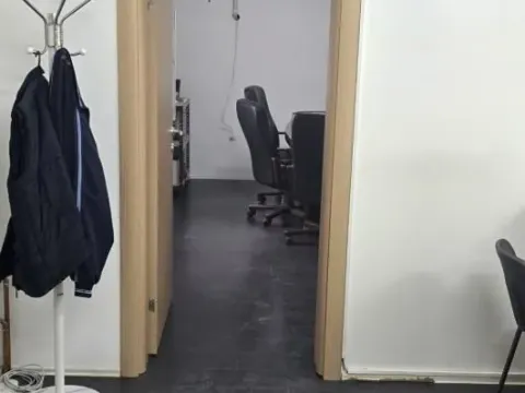 Izdavanje, poslovni prostor, 770m², Veternik, Novi Sad Sve Podlokacije - image 10