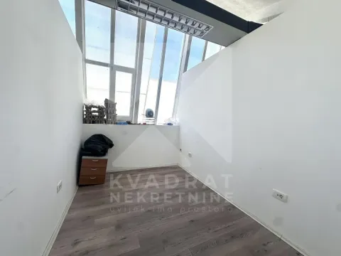Rent, office space, 1850m², Zabjelo, Podgorica - image 38