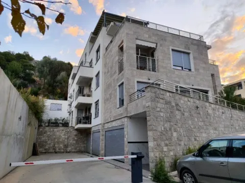 Prodaja, jednosoban stan, 43m², Pod Kuk, Tivat - image 10