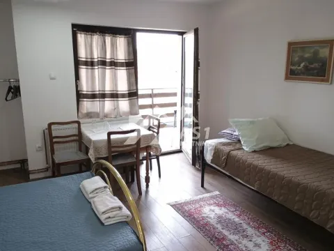 Rent, house, 220m², Čenej, Novi Sad Sve Podlokacije - image 2