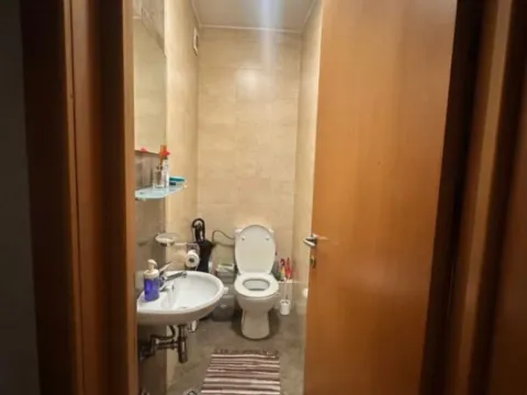 Prodaja, trosoban stan, 81m², Stari Aerodrom, Podgorica - image 4