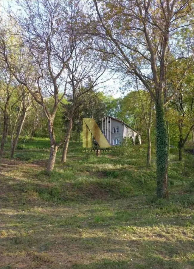 Prodaja, kuća, 160m², Rakovac, Novi Sad Sve Podlokacije