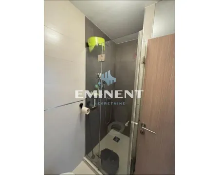 Izdavanje, trosoban stan, 60m², Lekino Brdo, Voždovac Sve Podlokacije - image 11