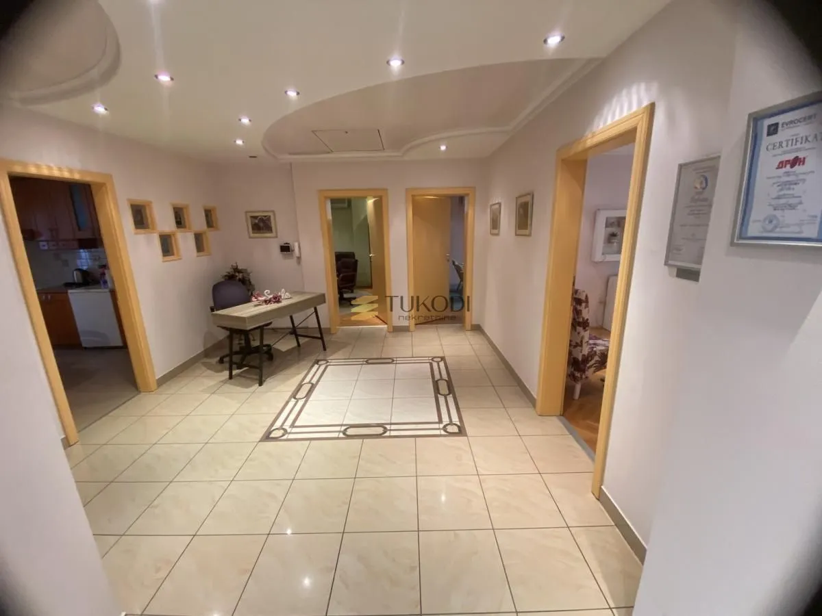 Rent, office space, 120m², Satelit, Novi Sad Sve Podlokacije