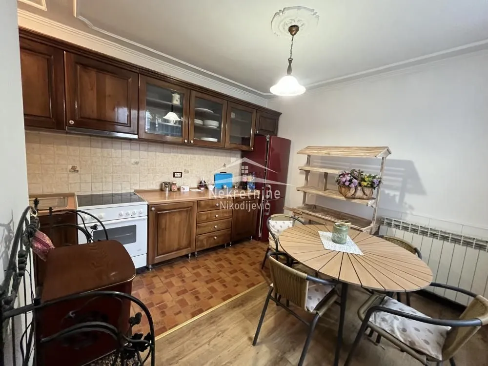 Rent, house, 220m², Savski Venac, Beograd