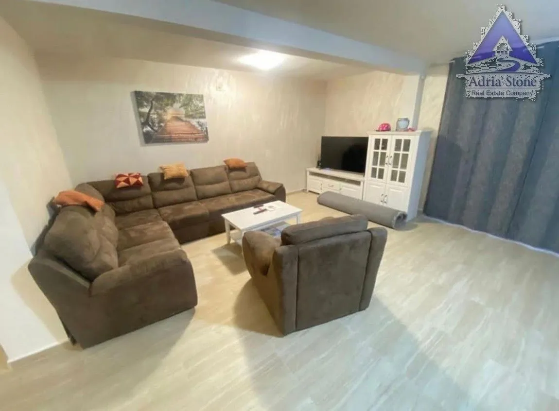 Prodaja, kuća, 250m², Zagora, Kotor