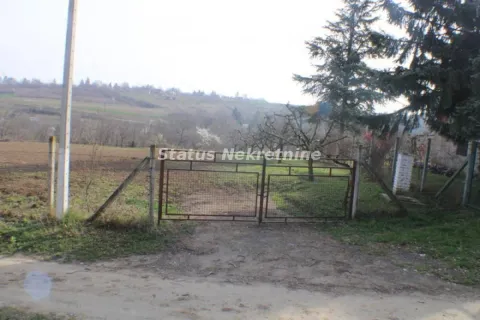 Zemljište in Beočin