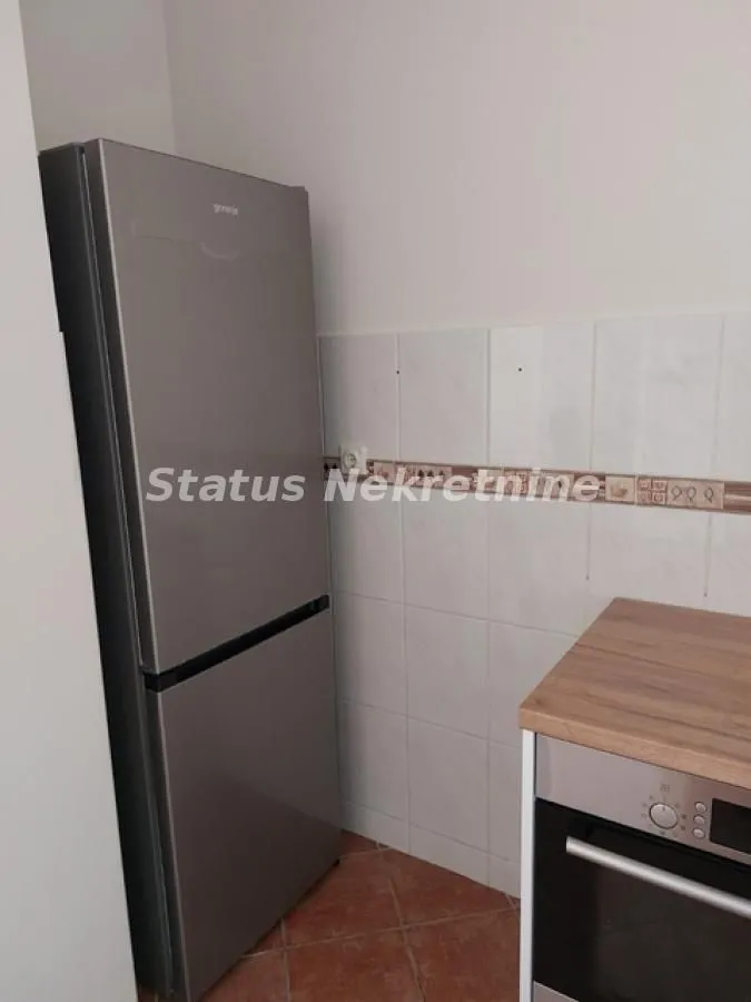 Izdavanje, dvosoban stan, 43m², Grbavica, Novi Sad Sve Podlokacije