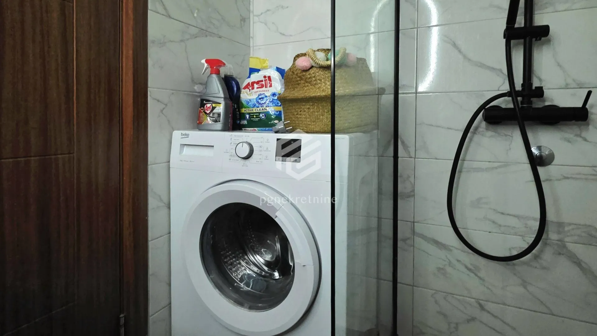 Prodaja, jednosoban stan, 35m², Tološi, Podgorica