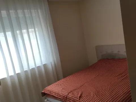 Prodaja, stan, 84m², Tivat, Crna Gora - image 2