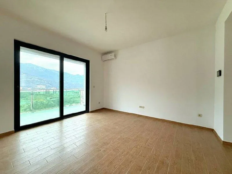 Prodaja, dvosoban stan, 63m², Bečići, Budva