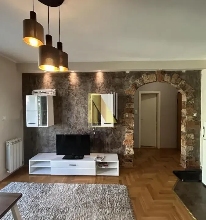 Rent, one bedroom apartment, 45m², Grbavica, Novi Sad Sve Podlokacije