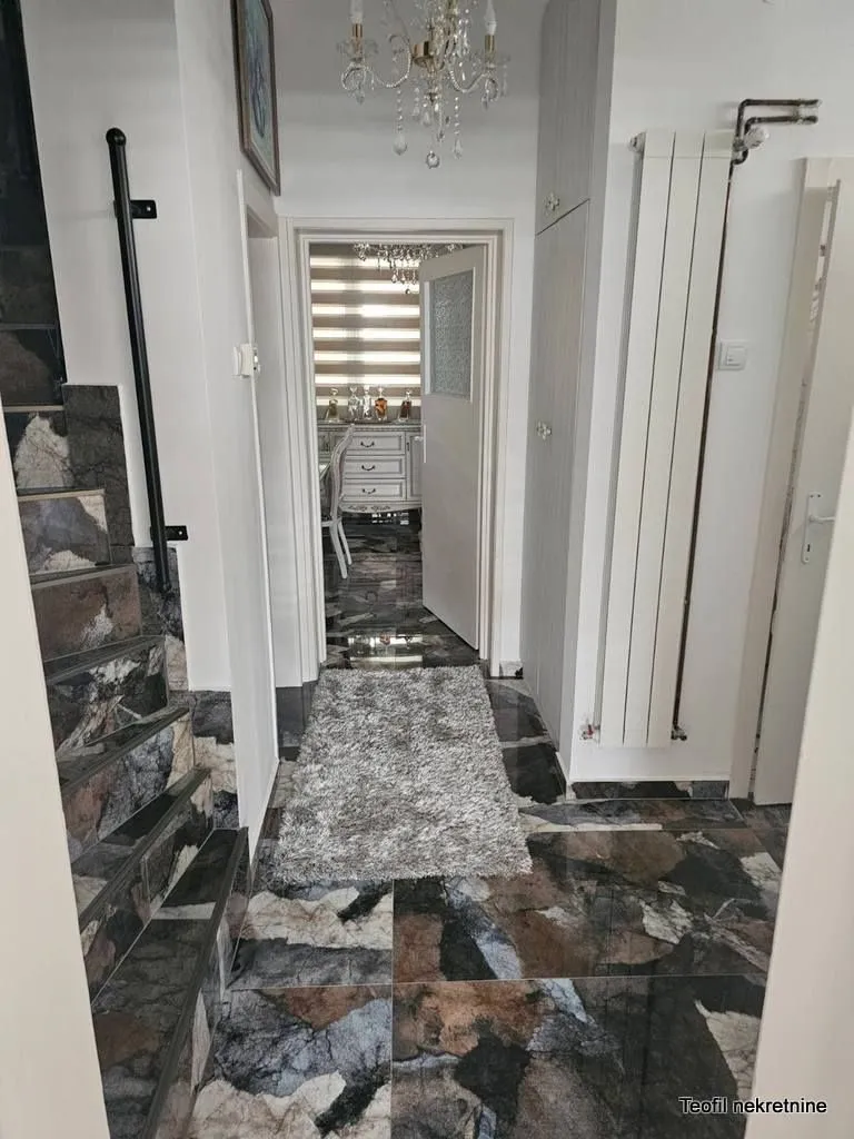 Prodaja, kuća, 150m², Zemun Save Kovačevića, Zemun Sve Podlokacije