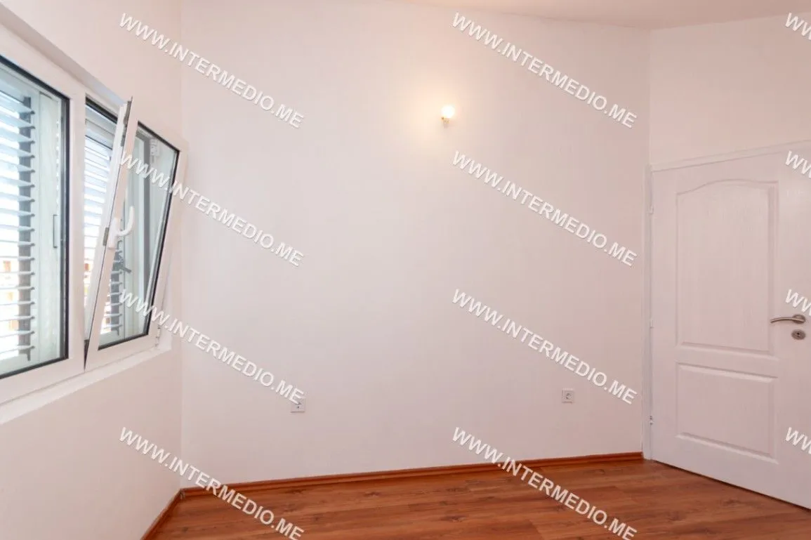 Prodaja, dvosoban stan, 64m², Kumbor, Herceg Novi