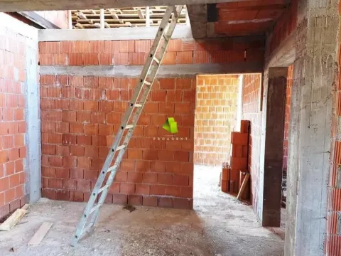 Prodaja, dvosoban stan, 134m², Pantelej, Niš - image 10