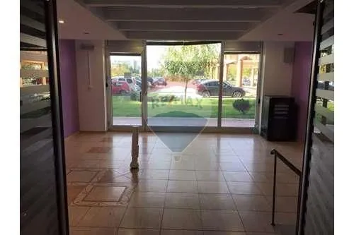 Izdavanje, poslovni prostor, 150m², Kruševac, Podgorica