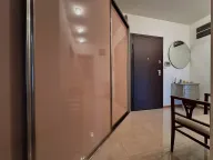 Izdavanje, trosoban stan, 110m², Momišići, Podgorica - image 7