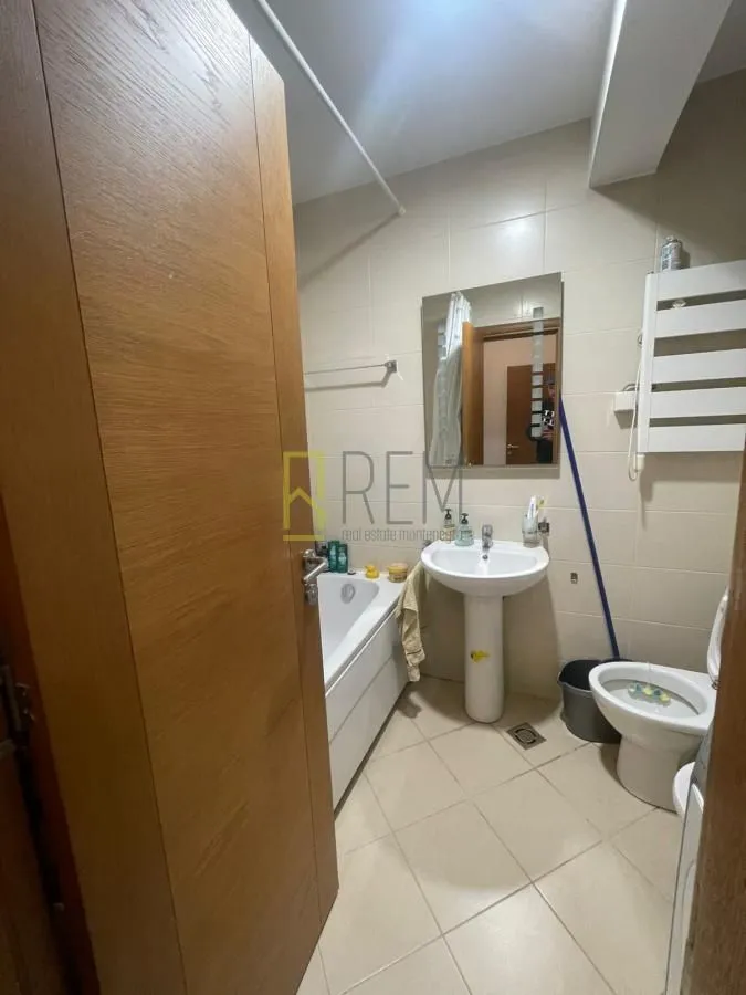 Prodaja, dvosoban stan, 69m², Tuški Put, Podgorica