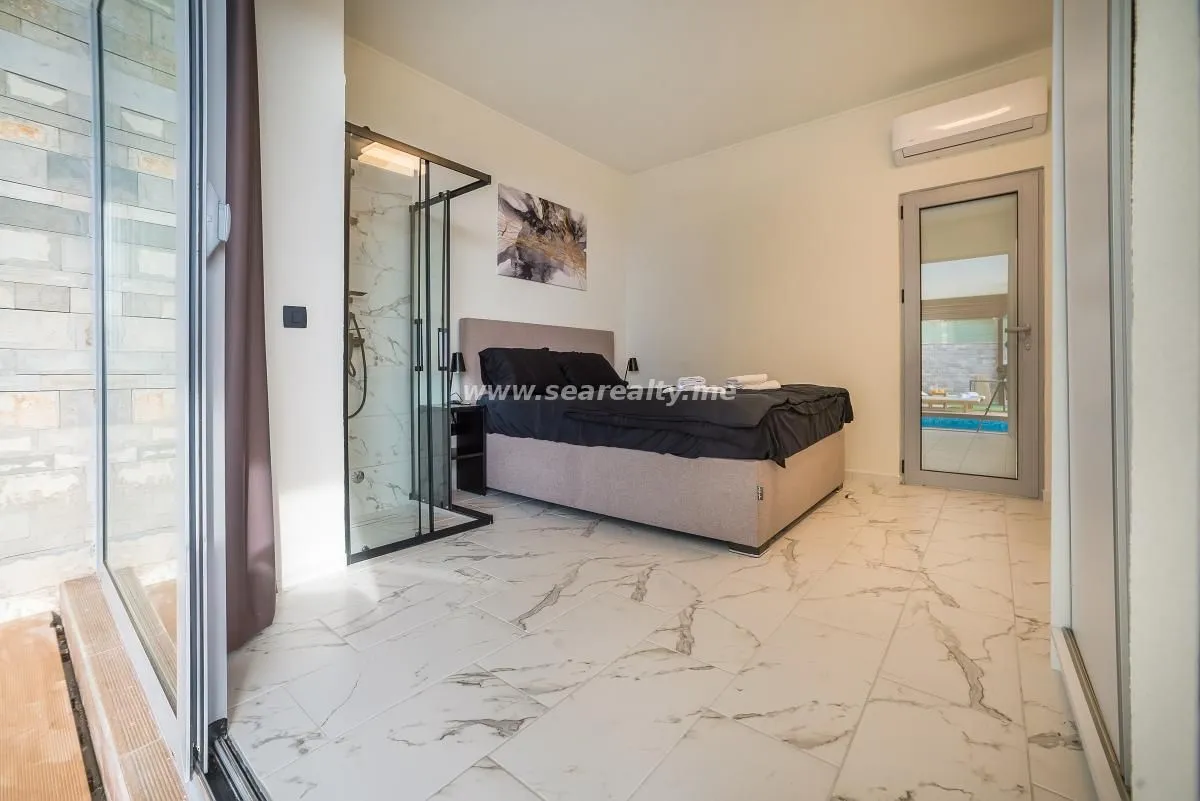 Prodaja, kuća, 280m², Tivat, Crna Gora
