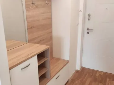 Prodaja, trosoban stan, 61m², Olimp, Zvezdara Sve Podlokacije - image 8