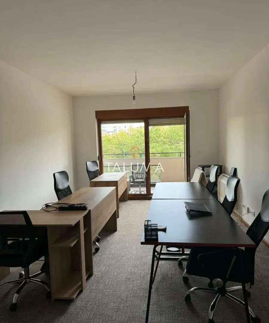 Izdavanje, dvosoban stan, 70m², City Kvart, Podgorica