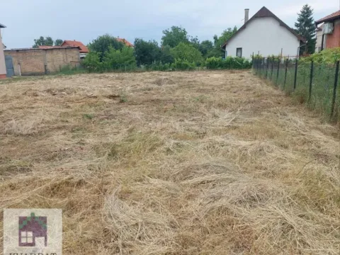 Zemljište in Zvečka