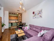 Izdavanje, jednosoban stan, 50m², Tološka šuma, Podgorica - image 1