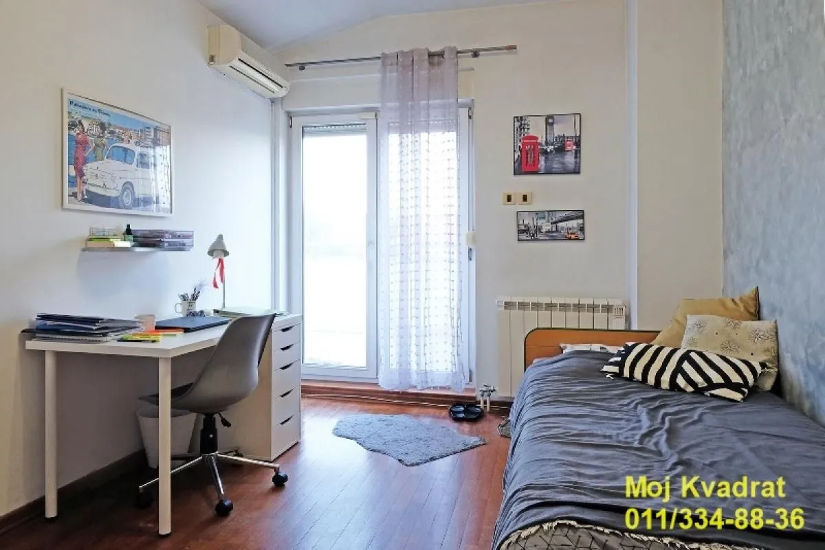 Prodaja, četvorosoban stan, 142m², Savski Venac, Beograd