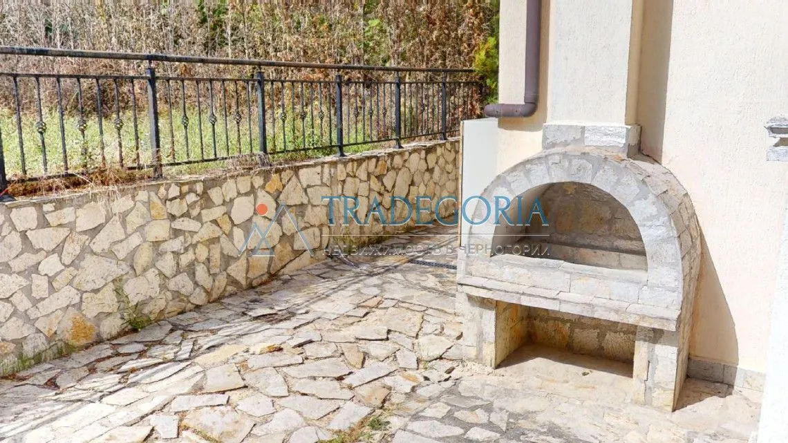 Prodaja, kuća, 217m², Zeleni, Rožaje