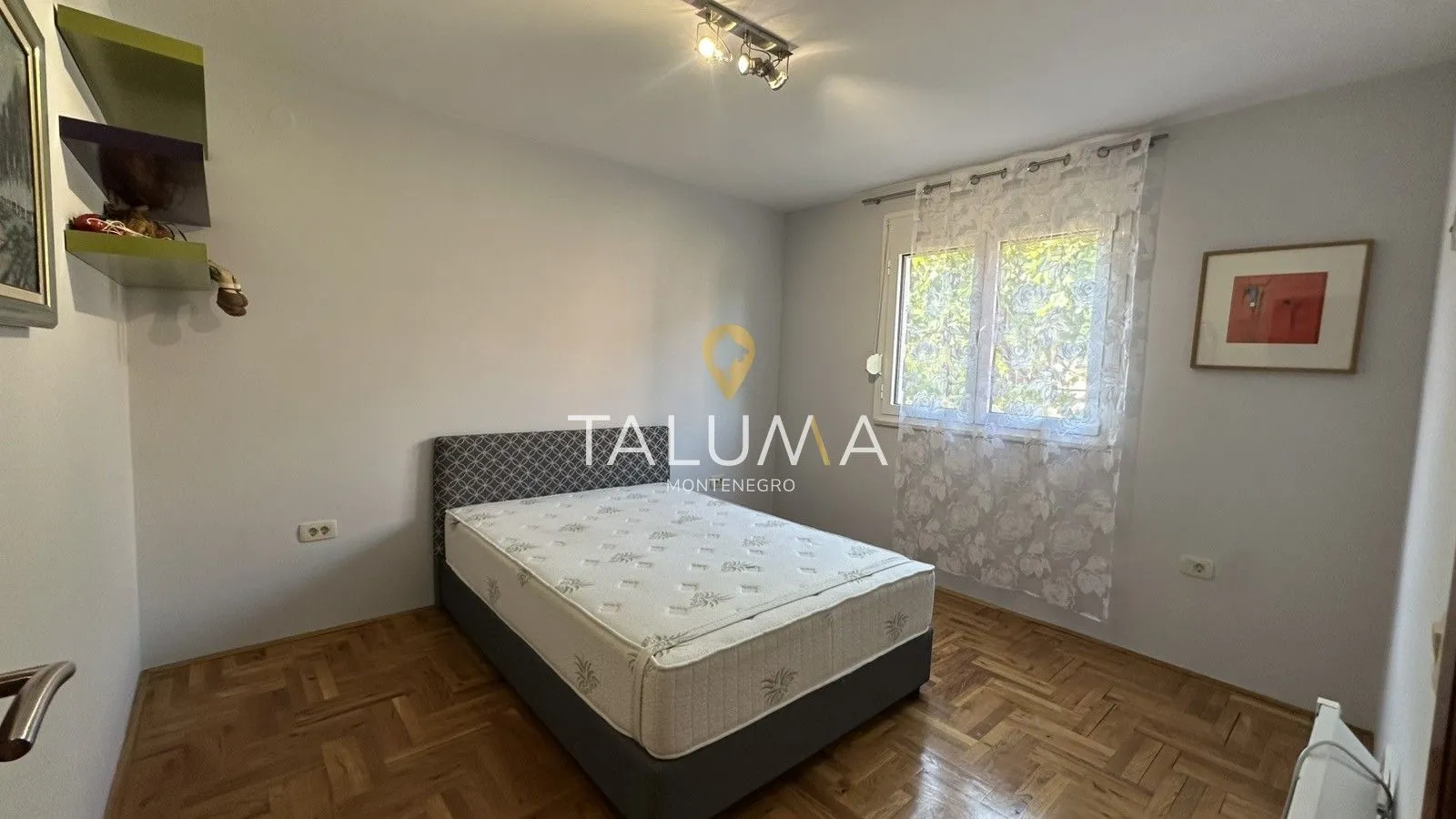 Prodaja, kuća, 200m², Tološi, Podgorica