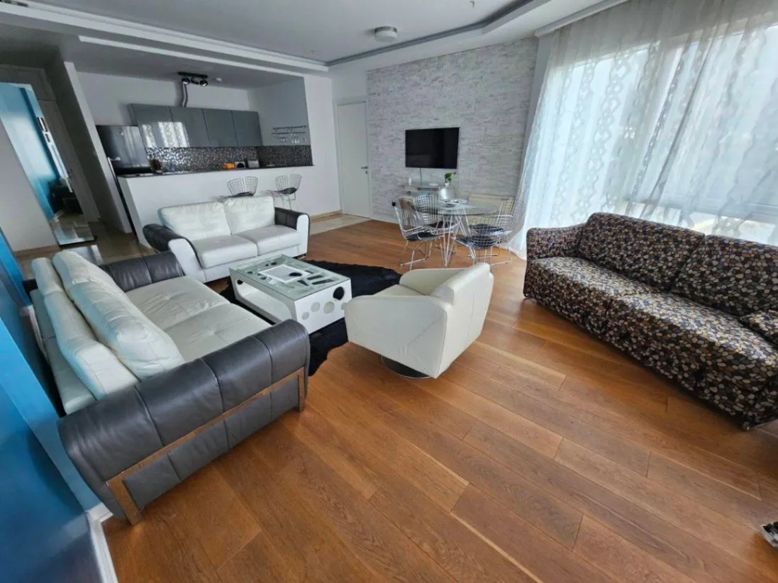 Sale, two bedroom apartment, 104m², Tre Canne, Budva