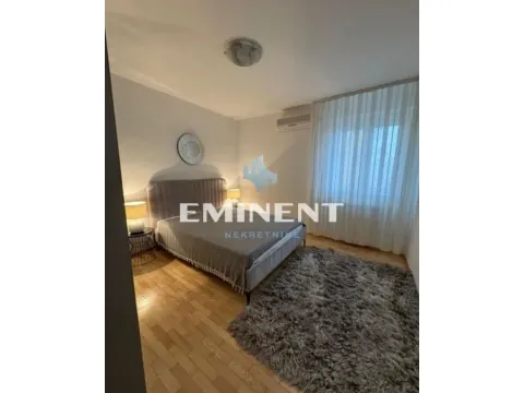 Rent, four bedroom apartment, 120m², Savski Venac, Beograd - image 7