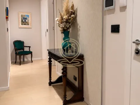 Izdavanje, četvorosoban stan, 104m², Stari Grad, Beograd - image 10